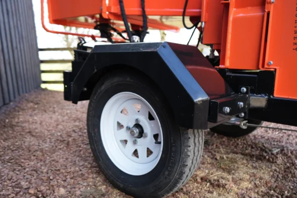 RTC-160 Road Tow Chipper